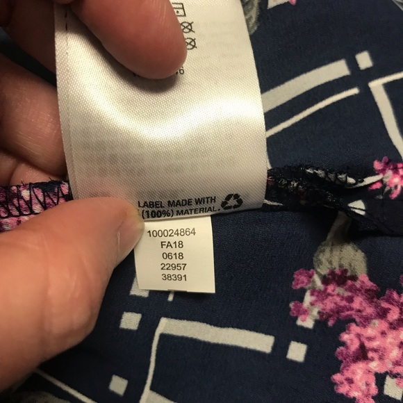 Charter Club Navy & Fushcia Floral Button Blouse - Picture 6 of 7